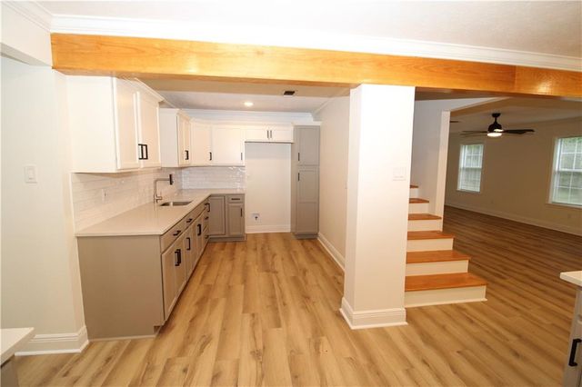 596 GRAYS CREEK Road, Dry Prong, LA 71423