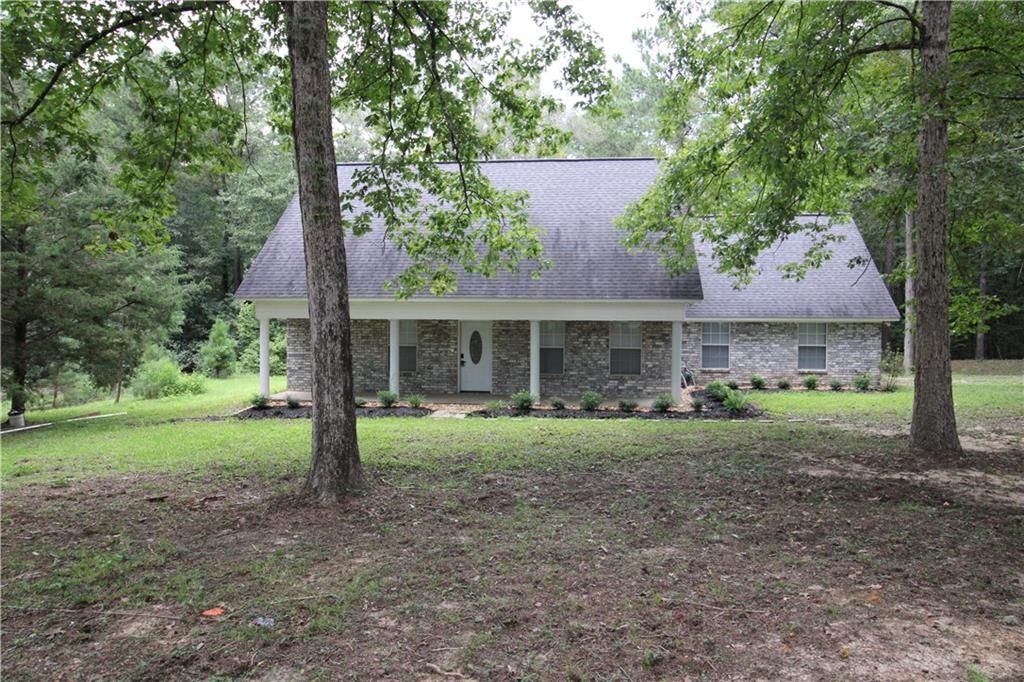 596 GRAYS CREEK Road, Dry Prong, LA 71423
