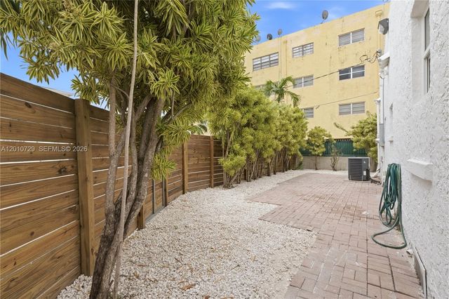 340 NE 125th St, North Miami, FL 33161