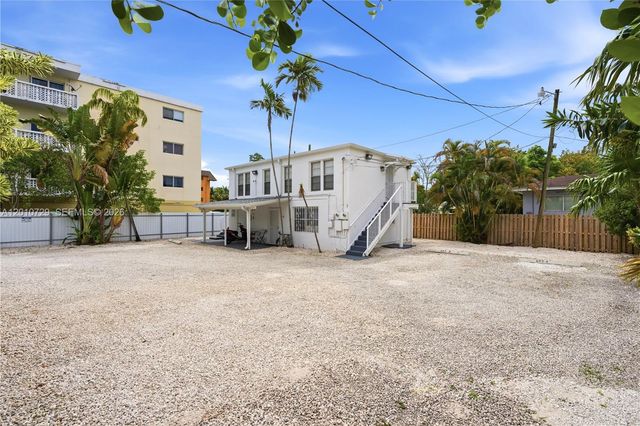 340 NE 125th St, North Miami, FL 33161