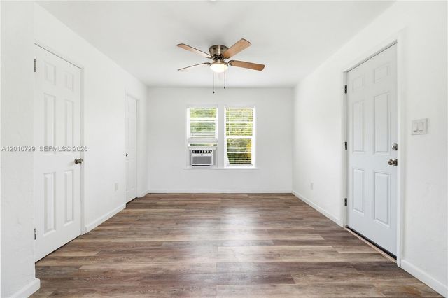 340 NE 125th St, North Miami, FL 33161