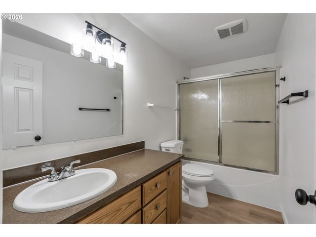 2340 Se 113TH Ave, Portland, OR 97216