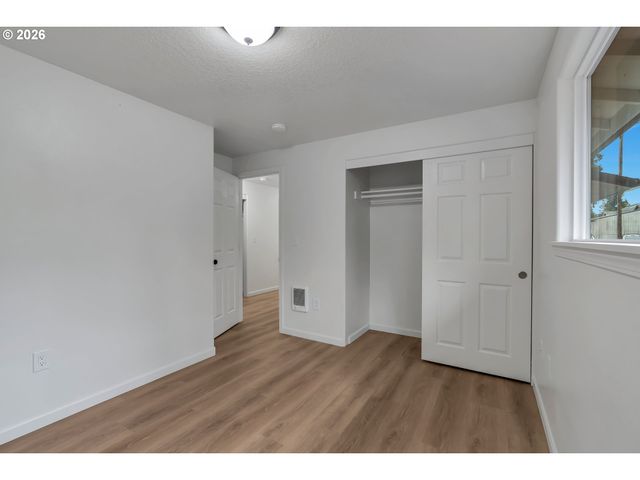 2340 Se 113TH Ave, Portland, OR 97216