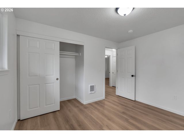2340 Se 113TH Ave, Portland, OR 97216