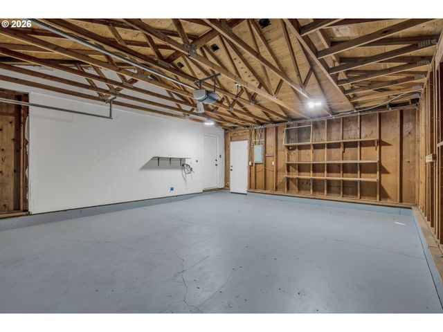 2340 Se 113TH Ave, Portland, OR 97216