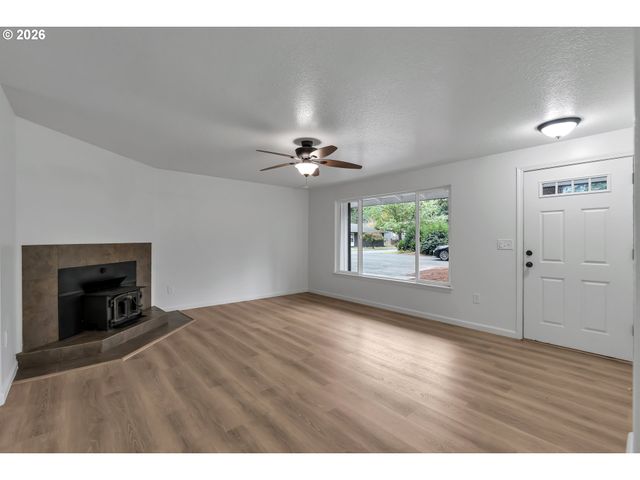 2340 Se 113TH Ave, Portland, OR 97216