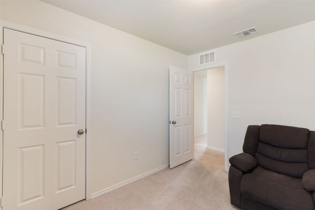 1420 Waggoner Drive, Aubrey, TX 76227