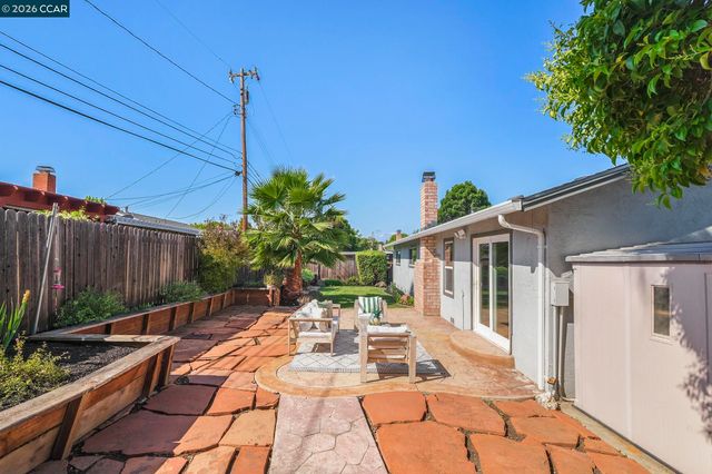 1808 Elkwood Dr, Concord, CA 94519