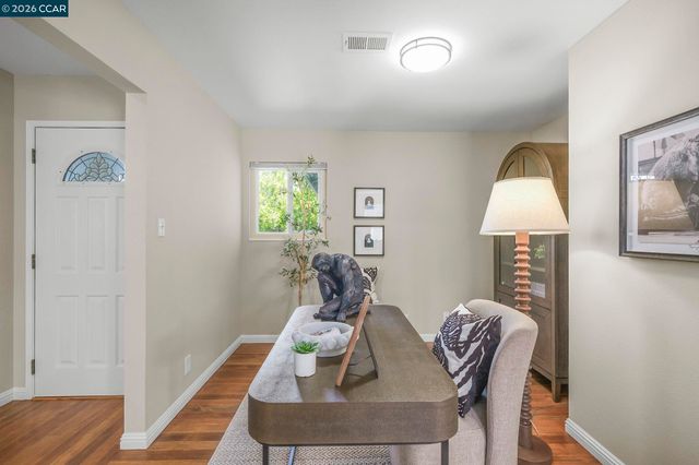 1808 Elkwood Dr, Concord, CA 94519