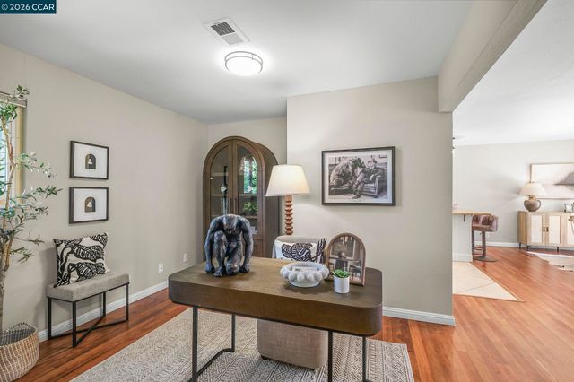 1808 Elkwood Dr, Concord, CA 94519