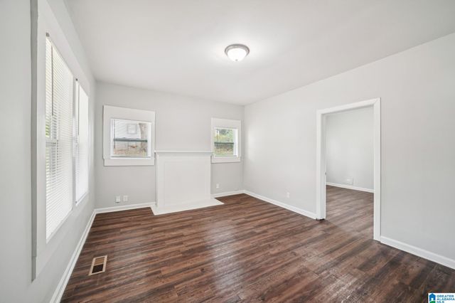 200 CENTER STREET, Bessemer, AL 35020