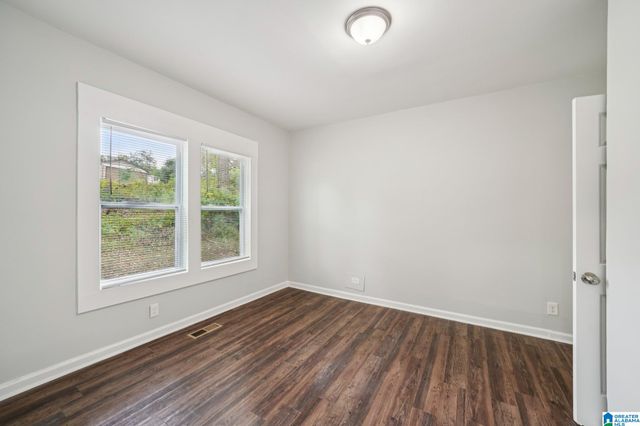 200 CENTER STREET, Bessemer, AL 35020