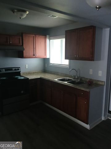 825 Pamela Drive, Griffin, GA 30224