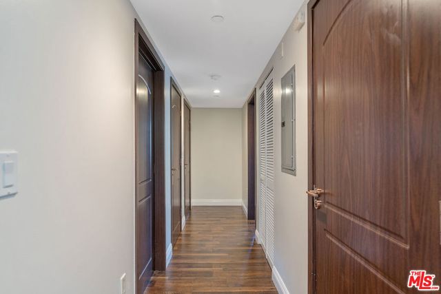 11218 Camarillo Street 305, North Hollywood, CA 91602