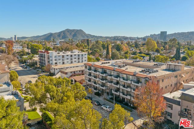 11218 Camarillo Street 305, North Hollywood, CA 91602