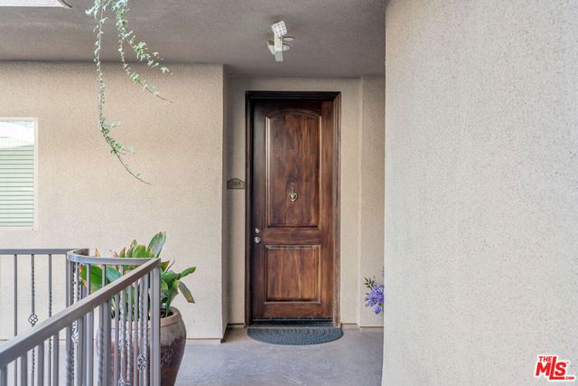 11218 Camarillo Street 305, North Hollywood, CA 91602