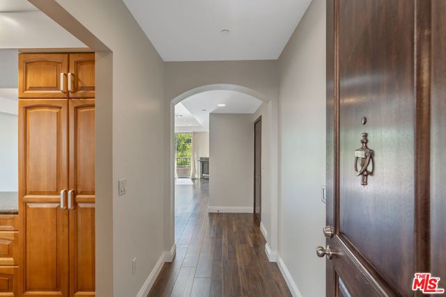 11218 Camarillo Street 305, North Hollywood, CA 91602