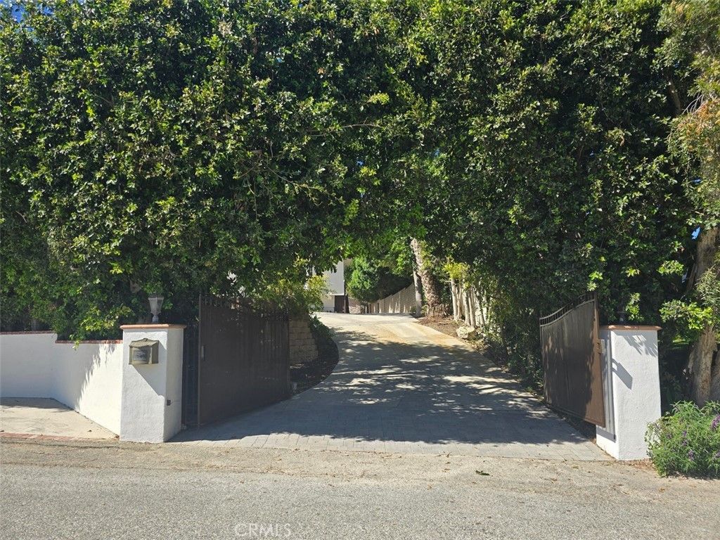 3 SADDLEBOW Lane, Rolling Hills Estates, CA 90274 — exterior