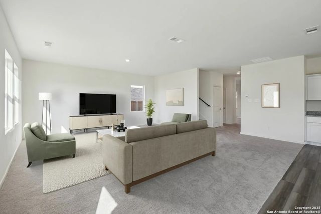 7402 King Bend, San Antonio, TX 78252