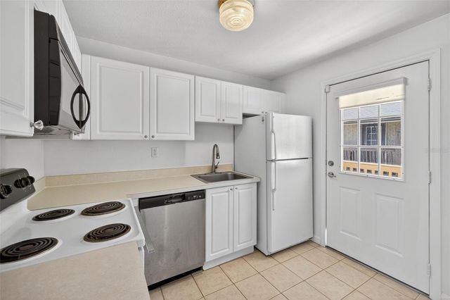 12406 ORANGE BLOSSOM OAK PLACE 201, Tampa, FL 33612