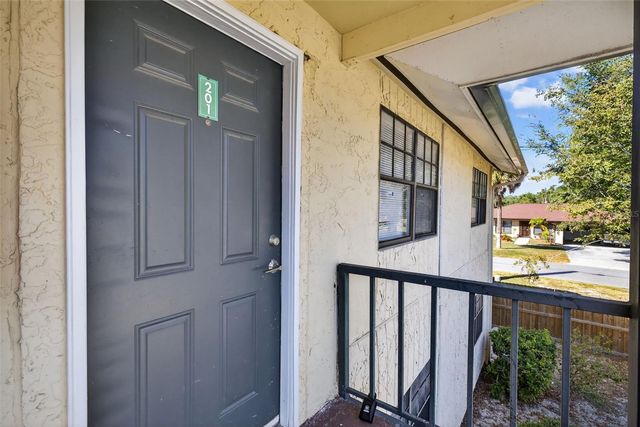 12406 ORANGE BLOSSOM OAK PLACE 201, Tampa, FL 33612