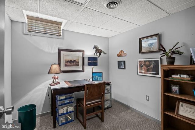 114 LAUREL LN, Mt Laurel, NJ 08054