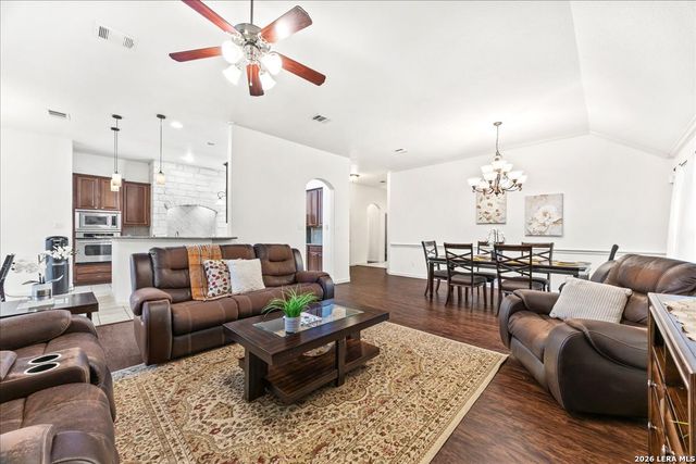 25723 Fan Flower, San Antonio, TX 78261