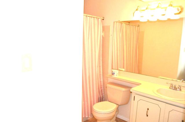 1603 SOCIETY PL, Newtown, PA 18940