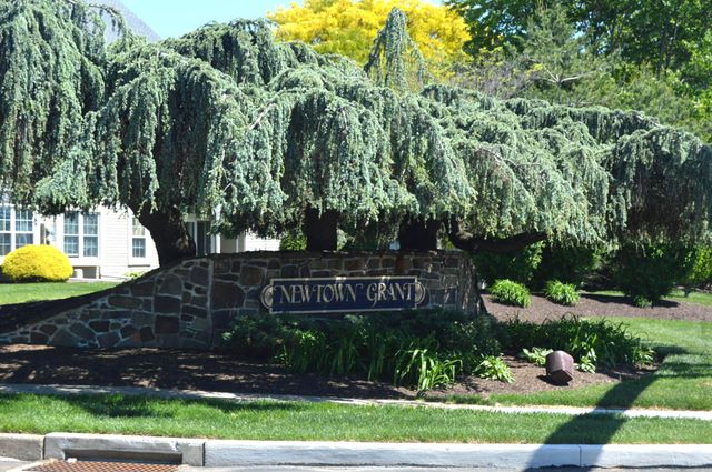 1603 SOCIETY PL, Newtown, PA 18940