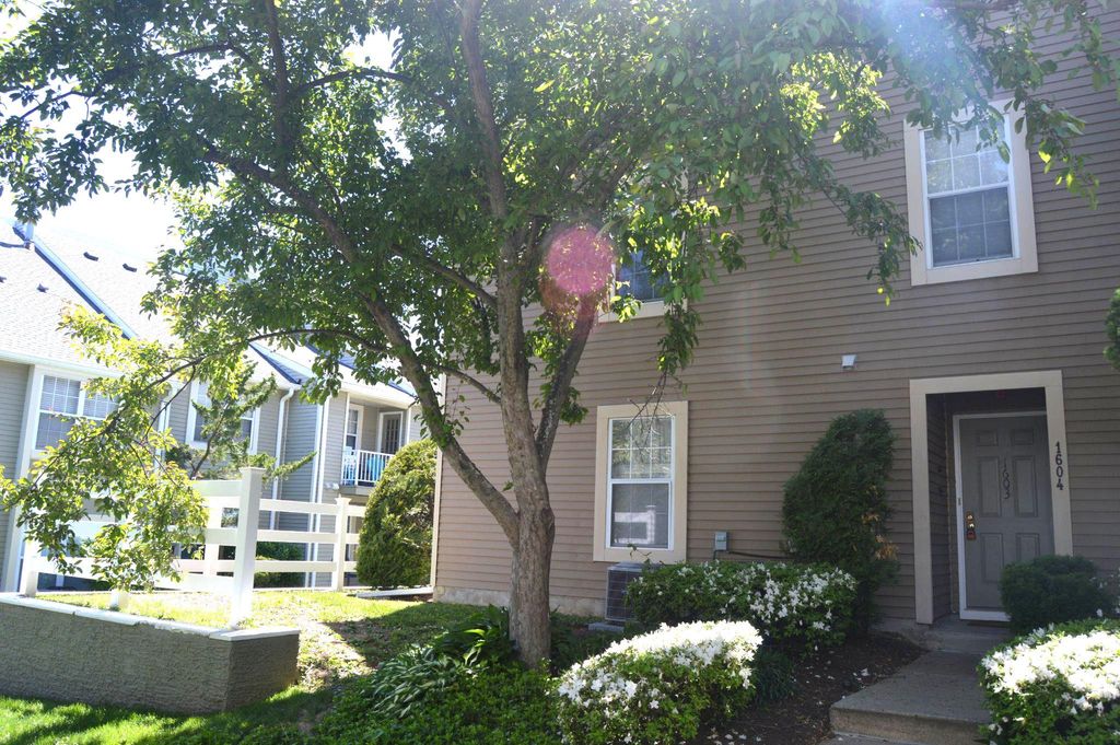 1603 SOCIETY PL, Newtown, PA 18940