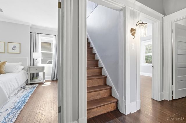 3767 Hyde Park Avenue, Cincinnati, OH 45209