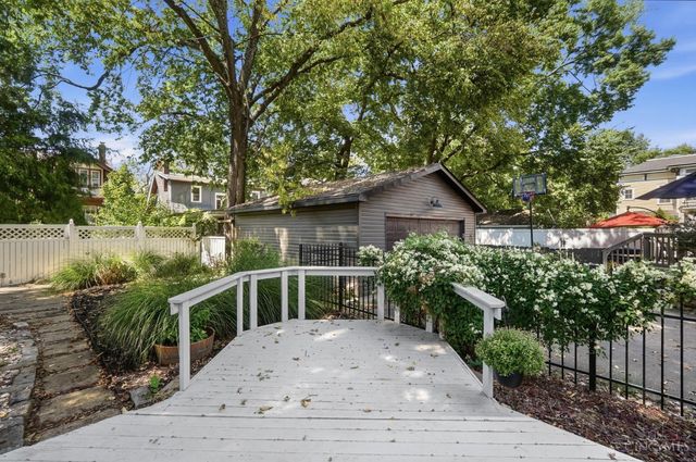 3767 Hyde Park Avenue, Cincinnati, OH 45209