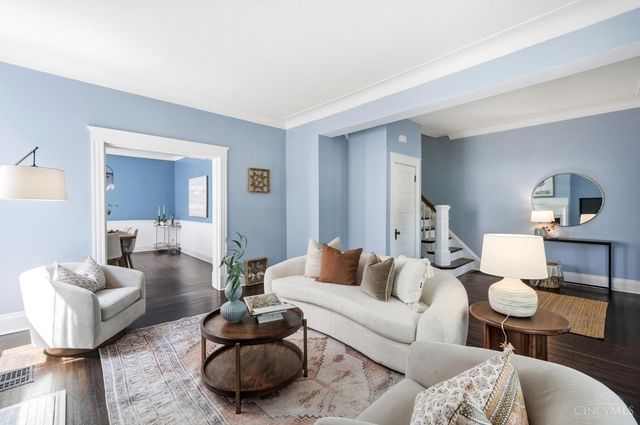 3767 Hyde Park Avenue, Cincinnati, OH 45209