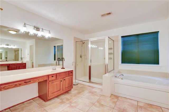 804 Amberline DR, Chesapeake, VA 23322