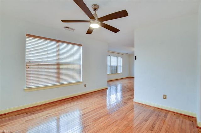 804 Amberline DR, Chesapeake, VA 23322