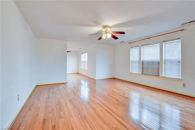 804 Amberline DR, Chesapeake, VA 23322