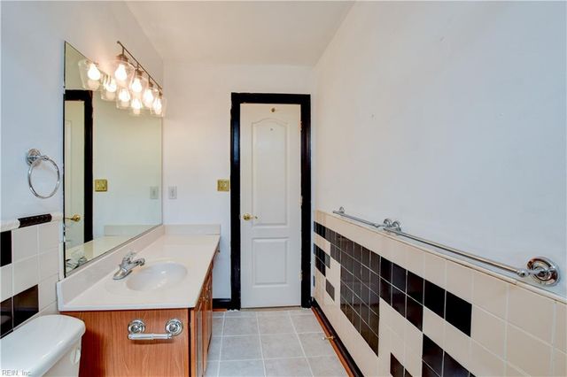 804 Amberline DR, Chesapeake, VA 23322