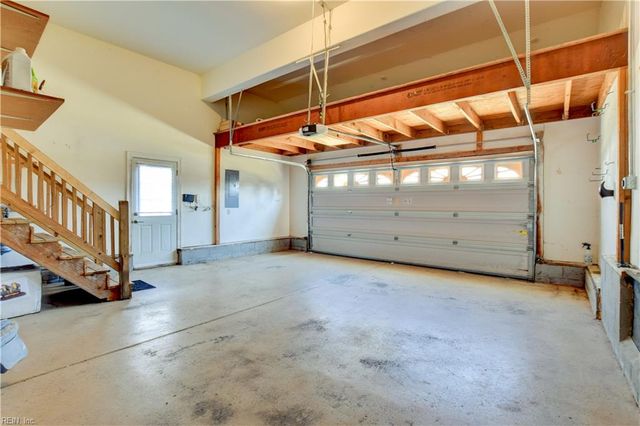 804 Amberline DR, Chesapeake, VA 23322