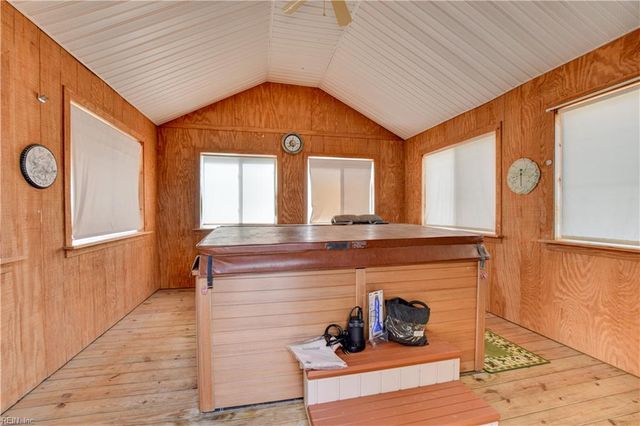 804 Amberline DR, Chesapeake, VA 23322