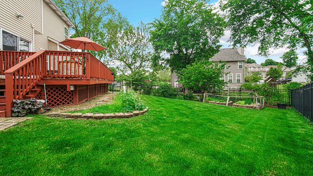 58 Tolstoy Trail, Valparaiso, IN 46383