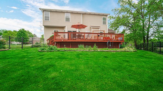 58 Tolstoy Trail, Valparaiso, IN 46383