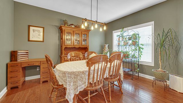 58 Tolstoy Trail, Valparaiso, IN 46383