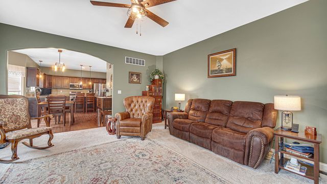 58 Tolstoy Trail, Valparaiso, IN 46383