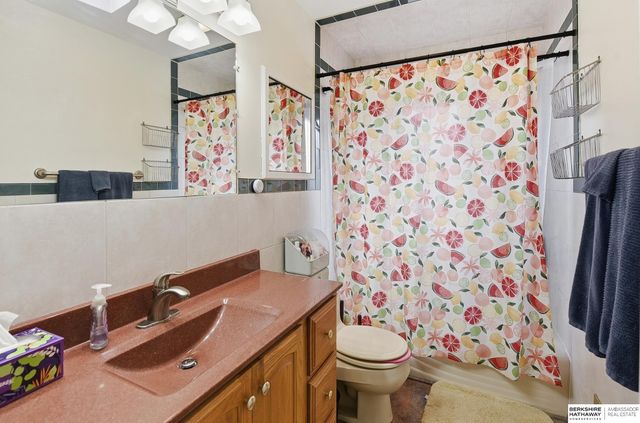 807 N 5th Street, Bellevue, NE 68005