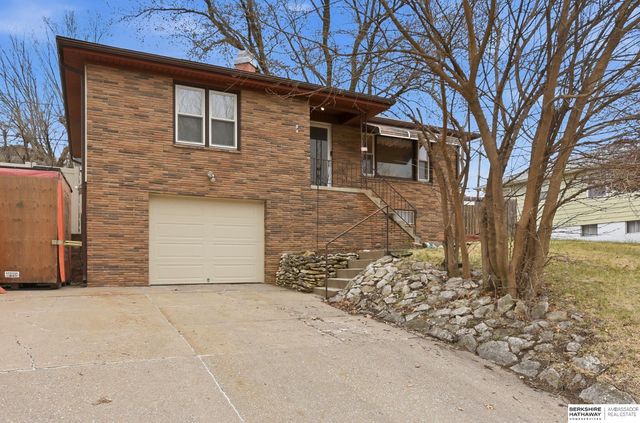 807 N 5th Street, Bellevue, NE 68005