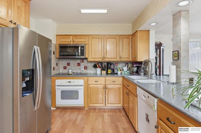 807 N 5th Street, Bellevue, NE 68005