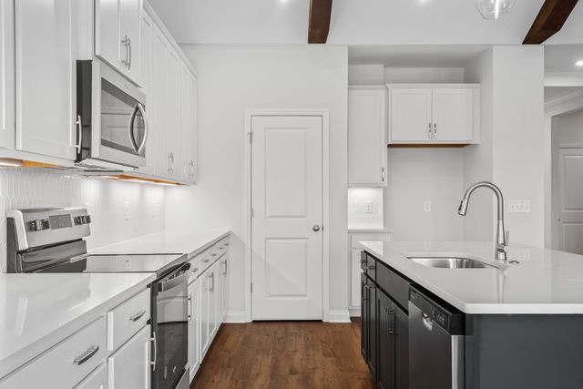 1724 Merkel Road, Columbia, TN 38401