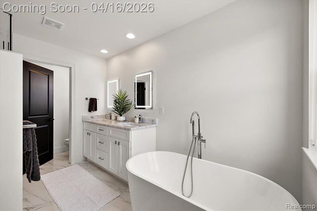 3592 Oakshire Avenue, Berkley, MI 48072