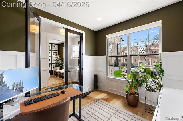 3592 Oakshire Avenue, Berkley, MI 48072