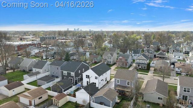 3592 Oakshire Avenue, Berkley, MI 48072